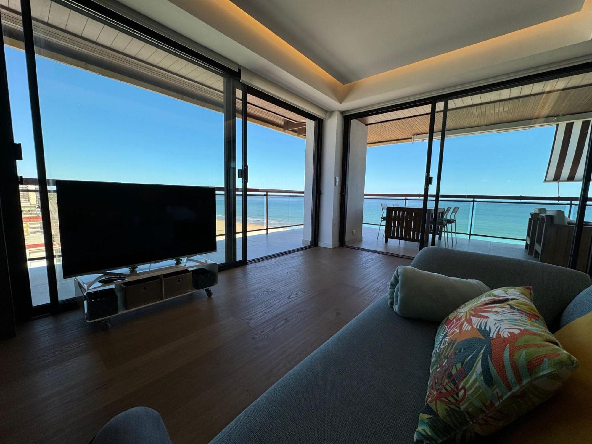 Apartmán Ag Albatros Premium Playa de Gandia Exteriér fotografie